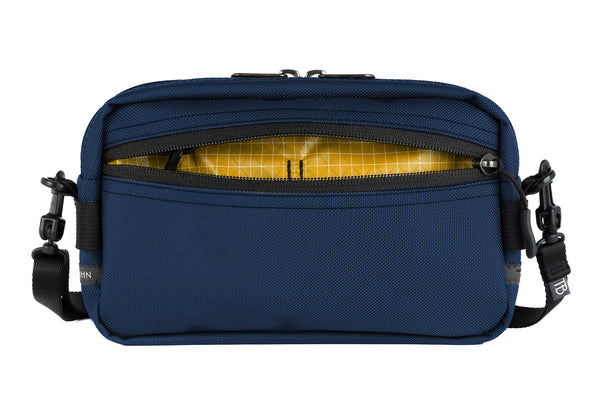 A Side Effect in Deep Blue (dark blue) Ballistic with Solaris (yellow with white grid) 200 Halcyon interior.